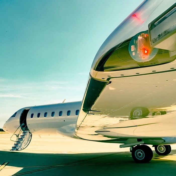 Private jet from Paris to London